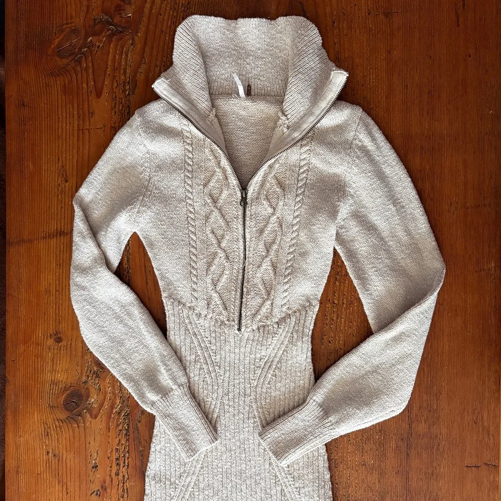 Free People Mont Blanc Mini Sweater Dress, Tan Oatmeal Color, Size Medium, Zip